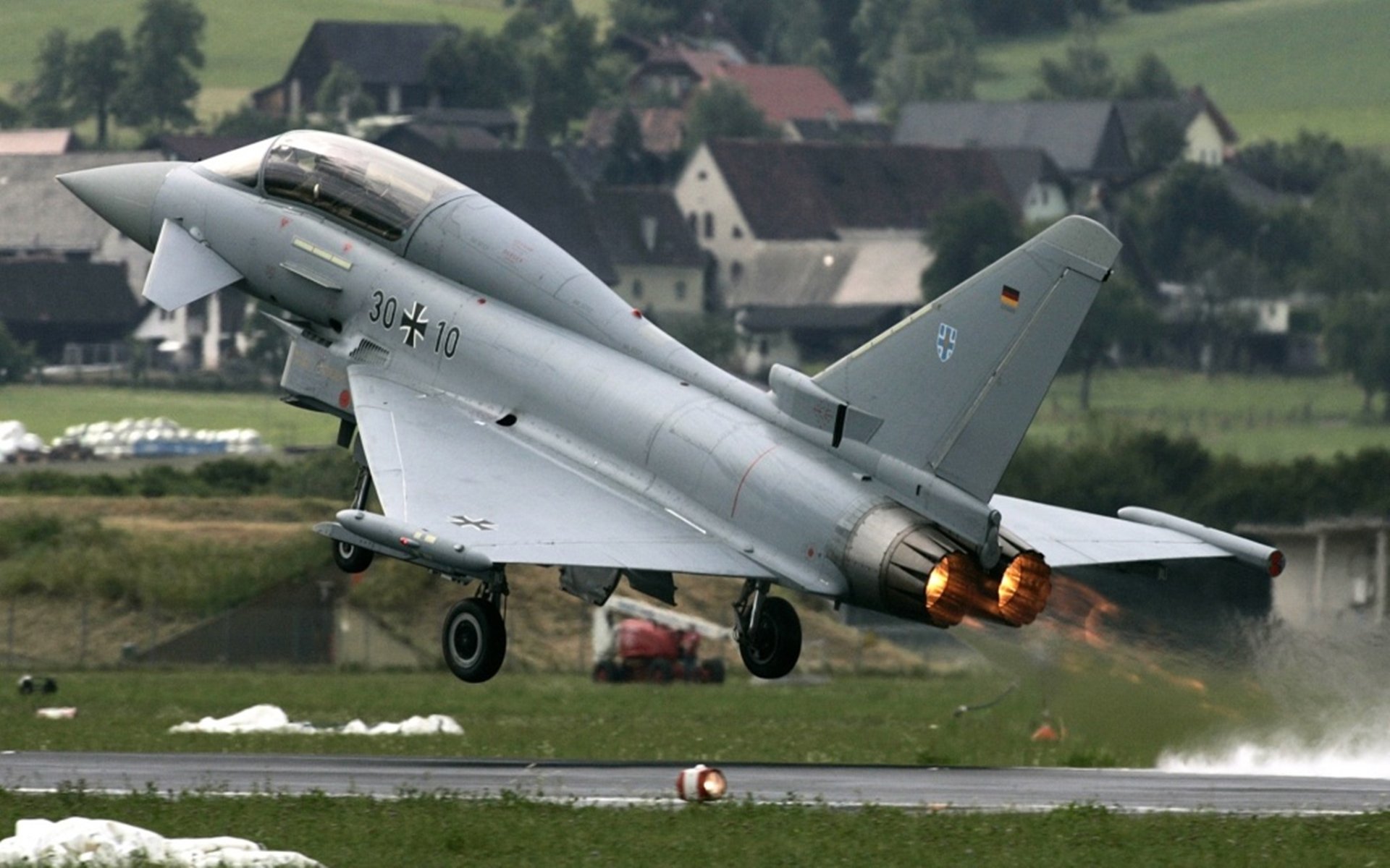 【裁判科技升级】高清视频辅助判决确保公正,辅助裁判是干嘛的