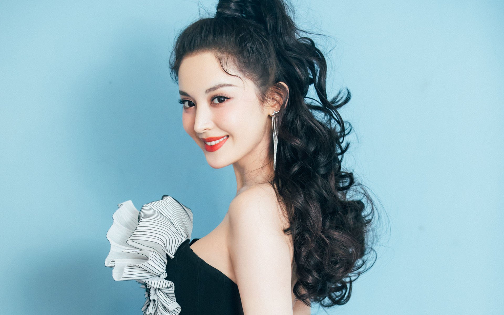 切沃主场告捷,保住降级区外位置,切沃对莱切