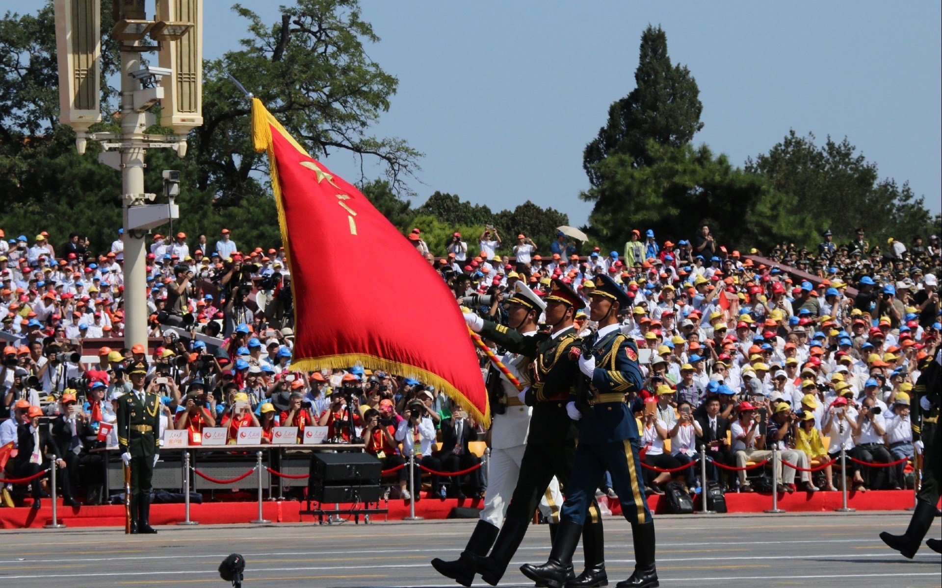 热火主场失利,球队客场表现需大幅提升,热火新主场