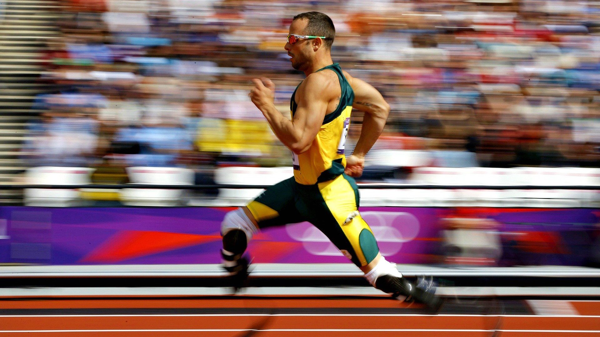 男子蛙泳冠军划水距离高达2.45米,男子蛙泳运动员标准